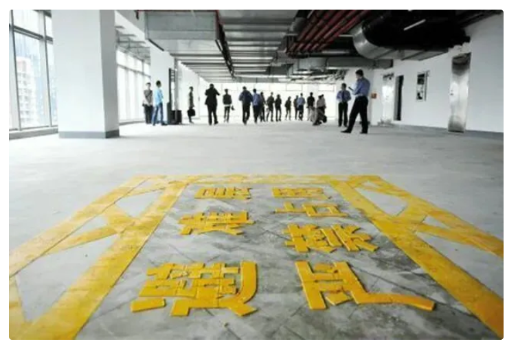 1765441504295499.png 高层逃生5.png